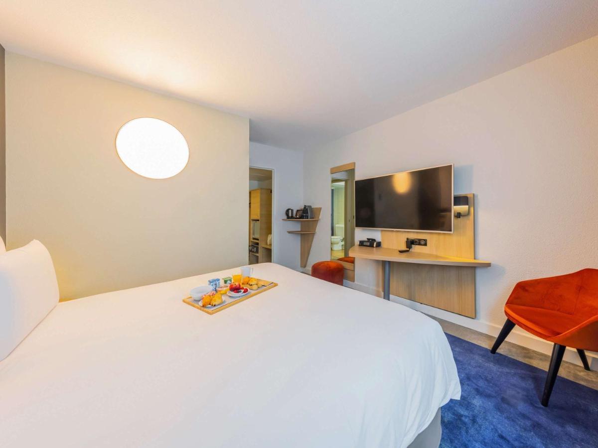 Mercure Paris Massy Gare Tgv Exterior photo